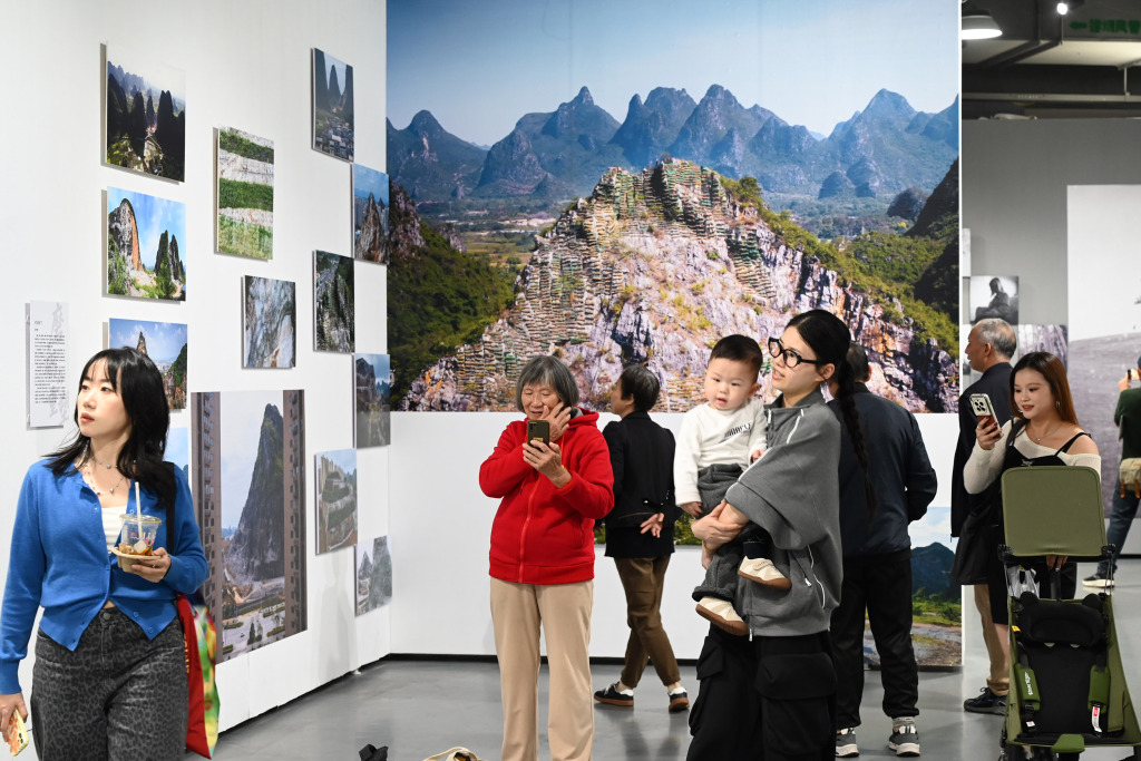 评2025丽水摄影节：在纷乱的图像年代寻找证明自身的价值