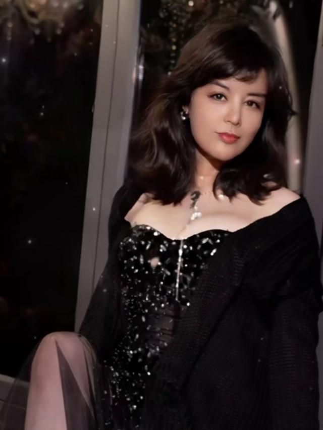 于文红给现任男友任任千万彩礼，任任给于文红提供情绪价值