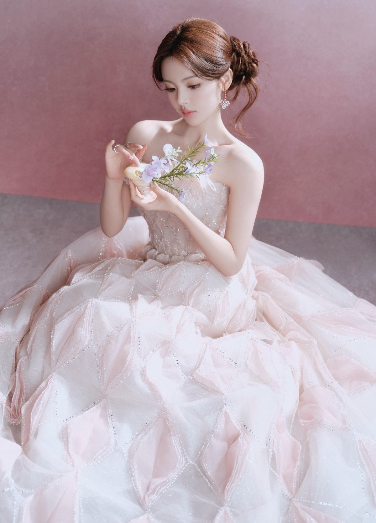 如何把基础色穿出高级感？