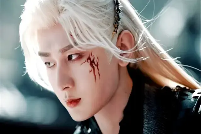 从《书卷一梦》到《天地剑心》，原来李一桐的“透明”体质也不错