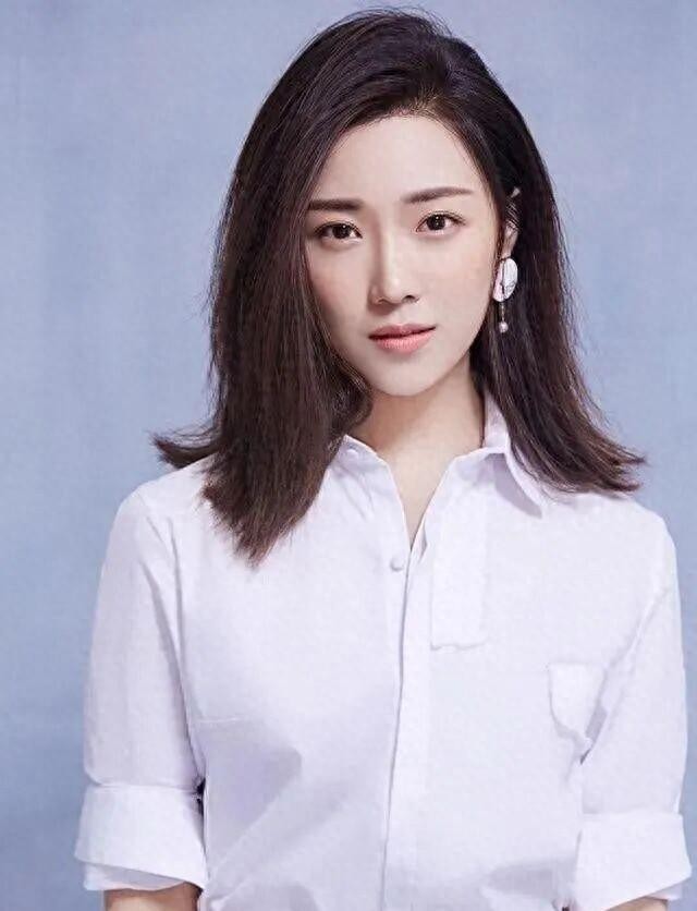 圈内最纯洁女演员无绯闻不炒作，央视为啥押宝在她身上？