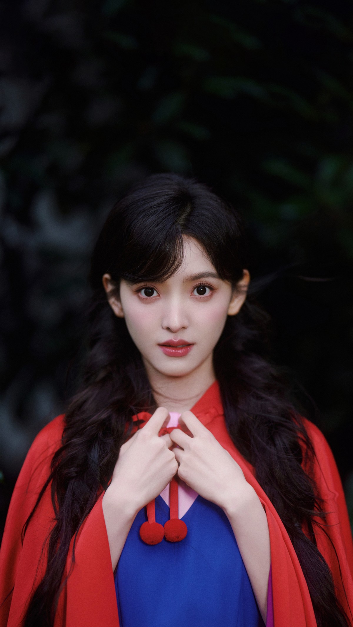 章若楠化身小红帽