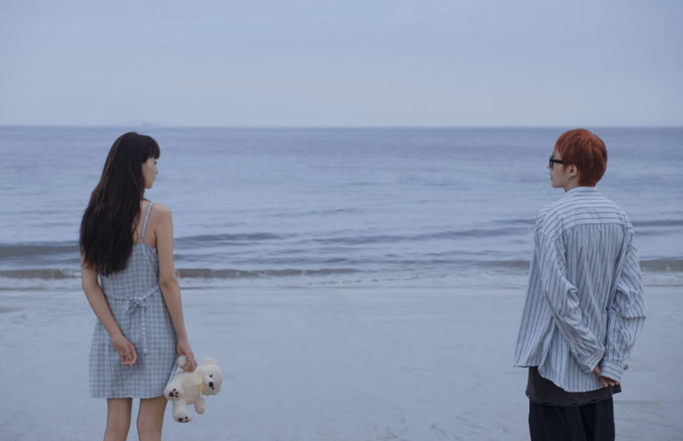 心理学上有一个词叫：间歇性效应（使异性变得越来越爱你的顶级技巧）