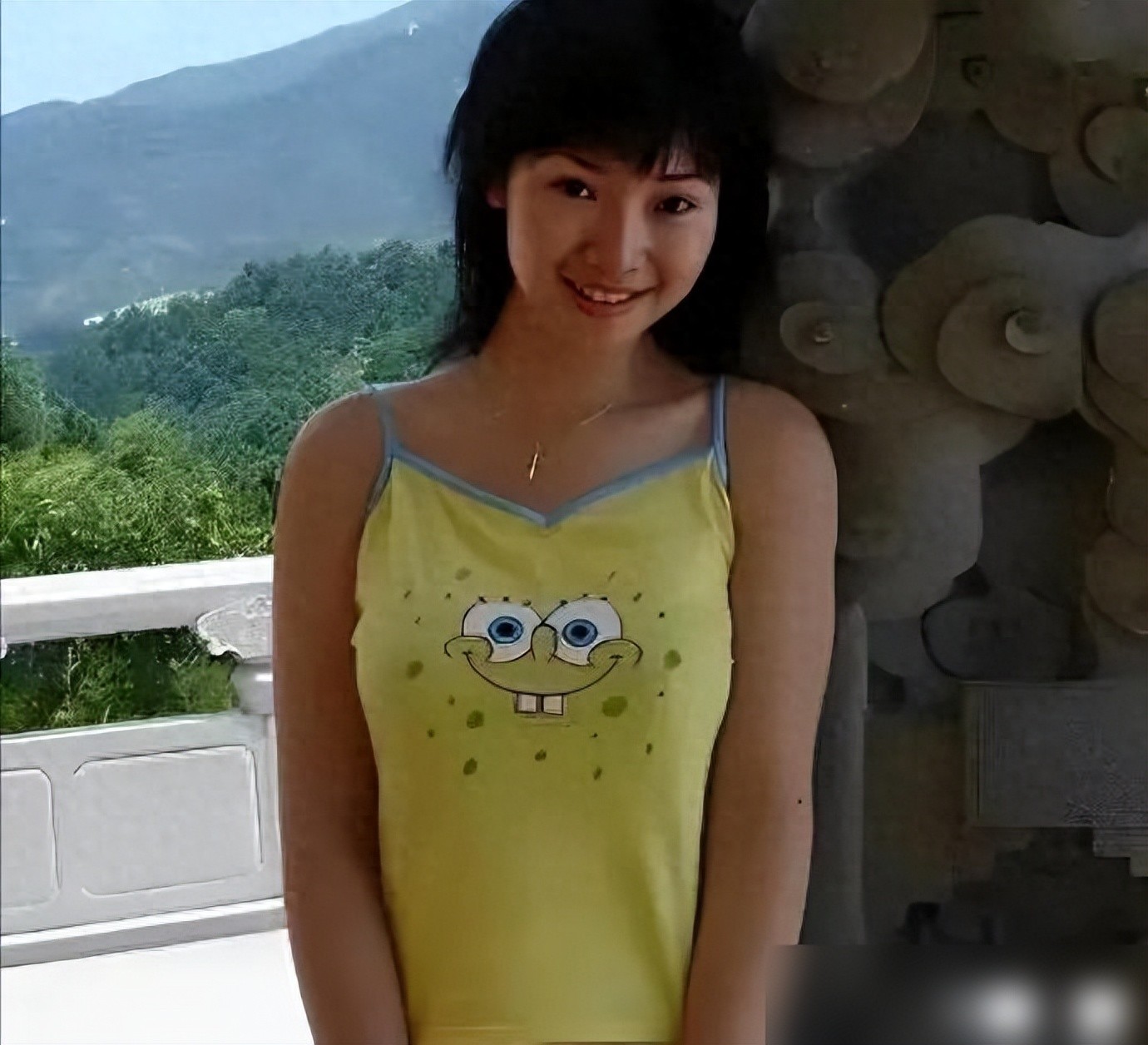 学生时期的柳岩，真是水灵灵的姑娘