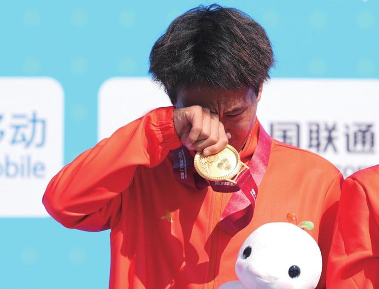 何杰勇夺全运会马拉松男子组冠军