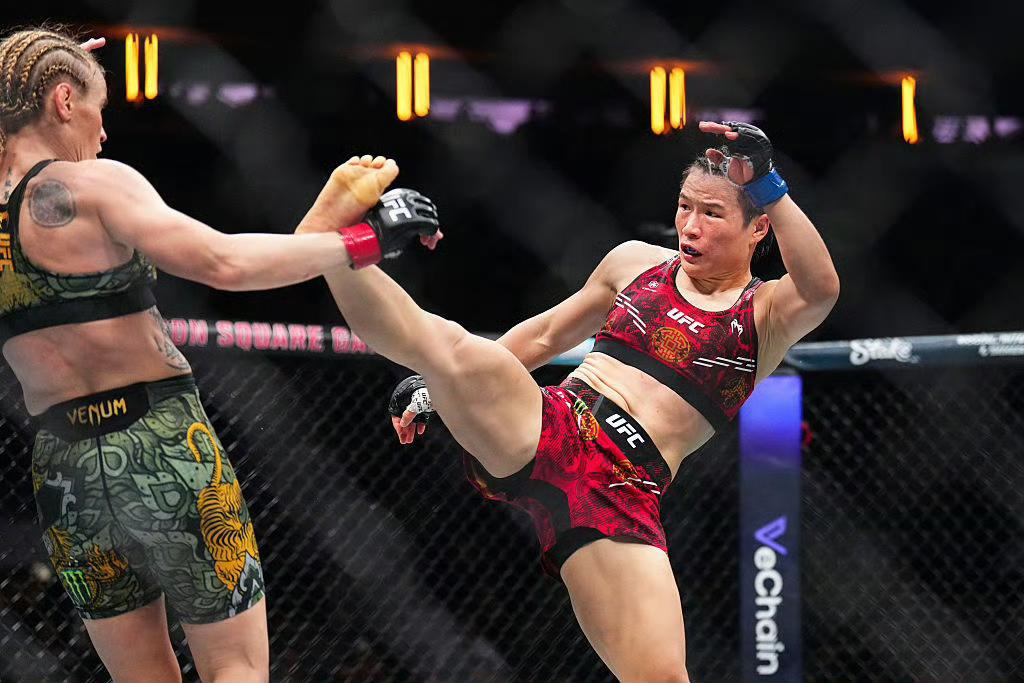 张伟丽不敌舍甫琴科 无缘UFC双量级冠军