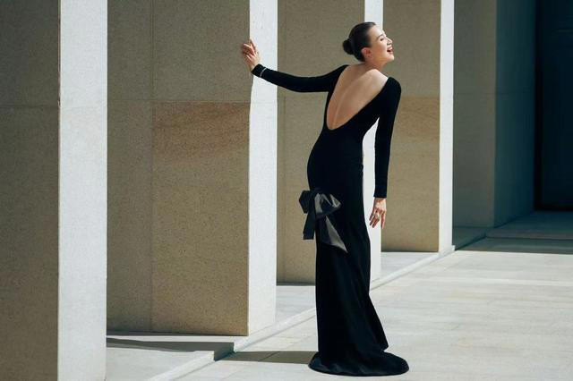 从“小宋佳”到“宋佳”，一个女演员的蜕变｜娱评