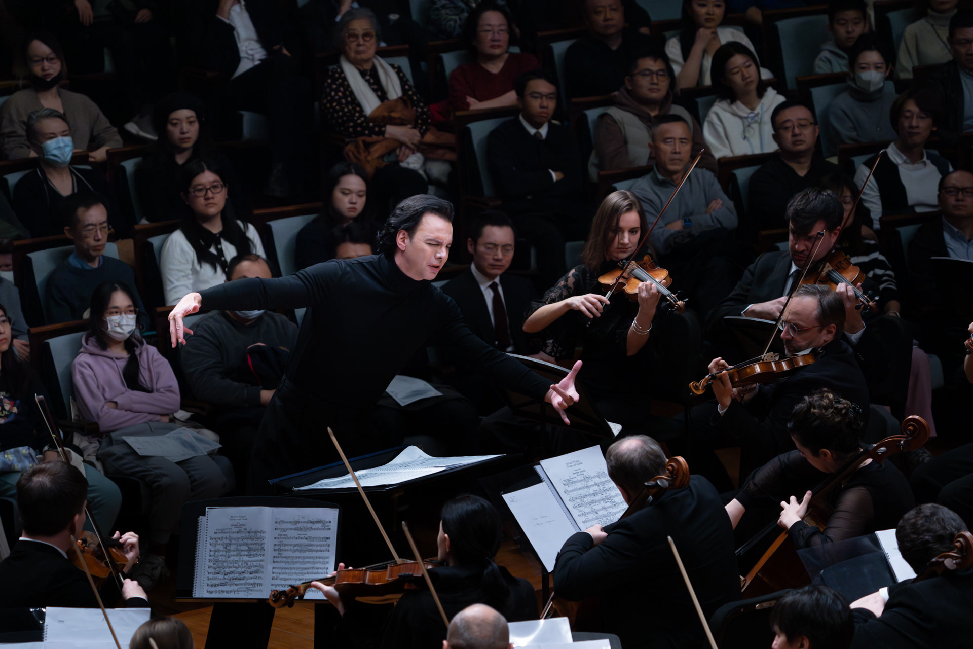 金秋北京大批首演作品带动连锁反应，“演艺之都”实力与活力并存