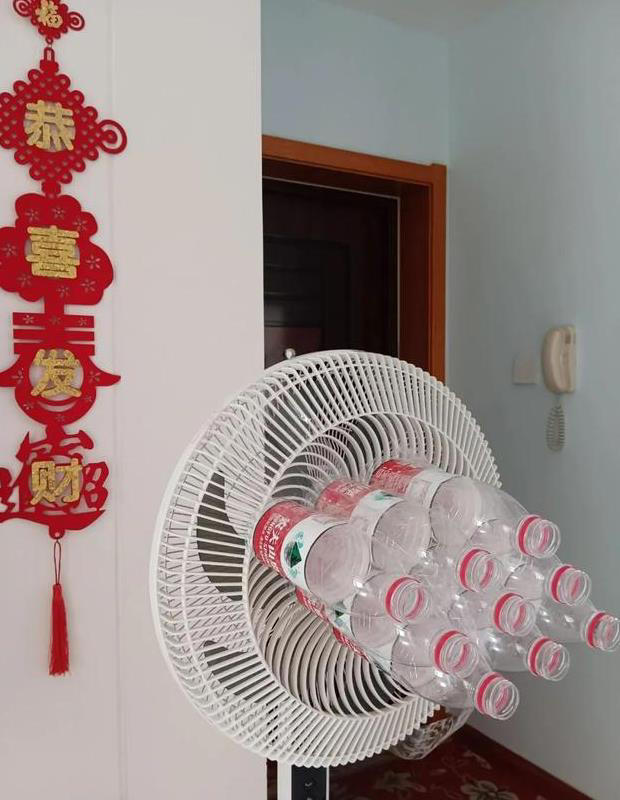 第一次感受到“风扇”的杀伤力，以为只能吹风，没想到还有这妙用