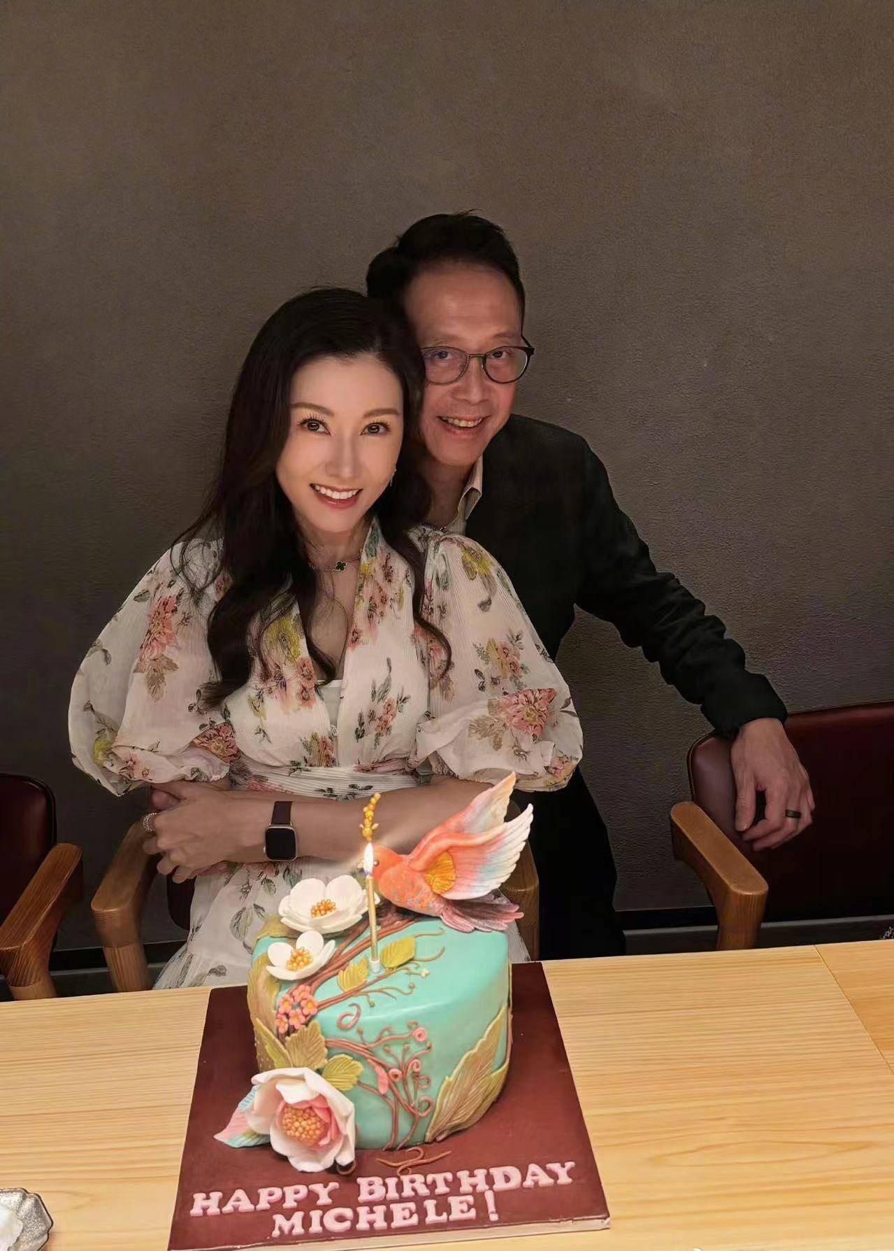 李嘉欣和许晋亨结婚17周年，一直都很恩爱，无疑她是成功和幸福的