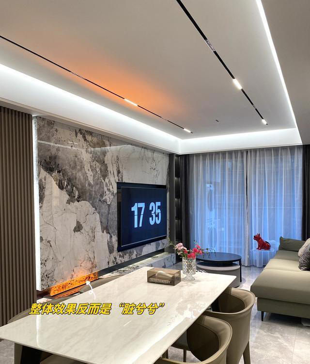 入住后才发现，这5个客厅设计太容易“翻车”了，费钱又不实用