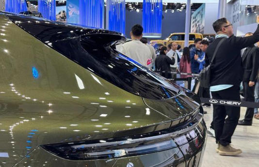 颜值、性能都不输极氪001！星途ES7 GT亮相广州车展！