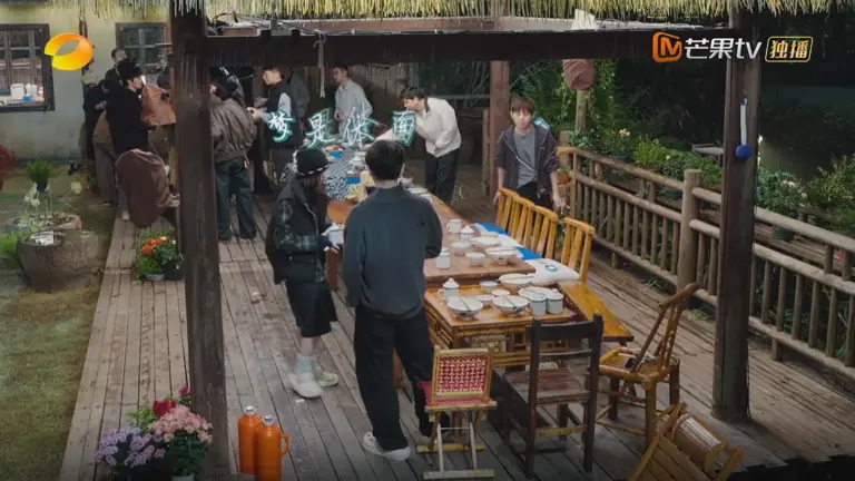 彭昱畅和张子枫的“格格不入”，让《向往的生活》彻底被打脸