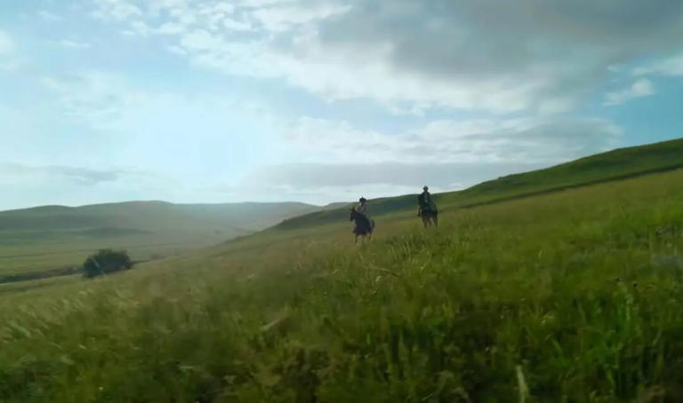 假山假景假脸！央八《大生意人》的爆火，打脸了多少流水线年代剧！