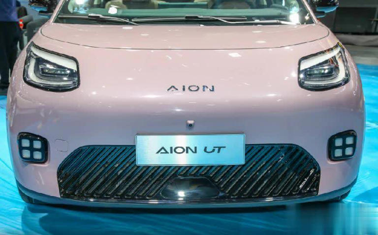 前置单电机轴距2750mm，这款10万左右A级纯电车真香！