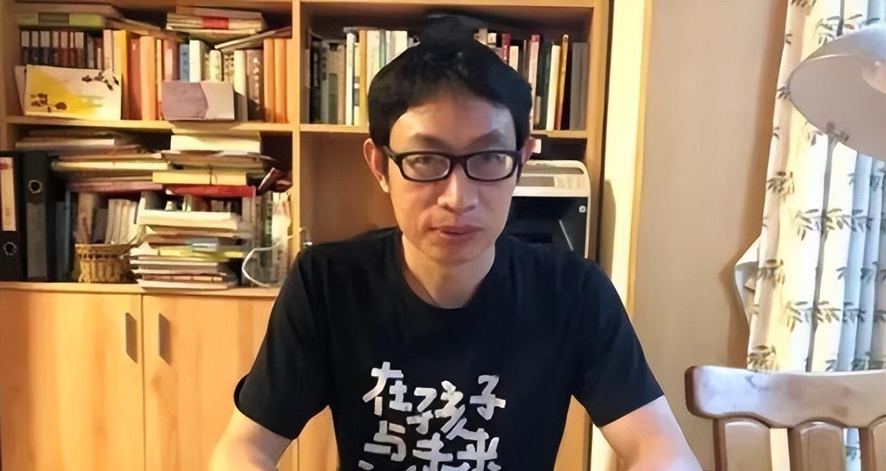 “范跑跑”下海经商，如今开豪车住豪宅，网友：输了名声赢了人生