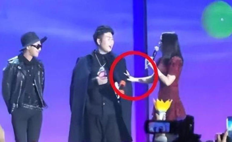 看到杜海涛和章泽天约饭，才明白为什么都说他才是隐藏最深的大佬