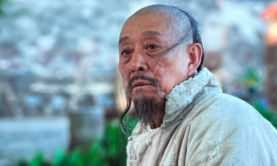 力压黄志忠！王永泉出演《大生意人》看哭观众，他演遍名剧早该红了