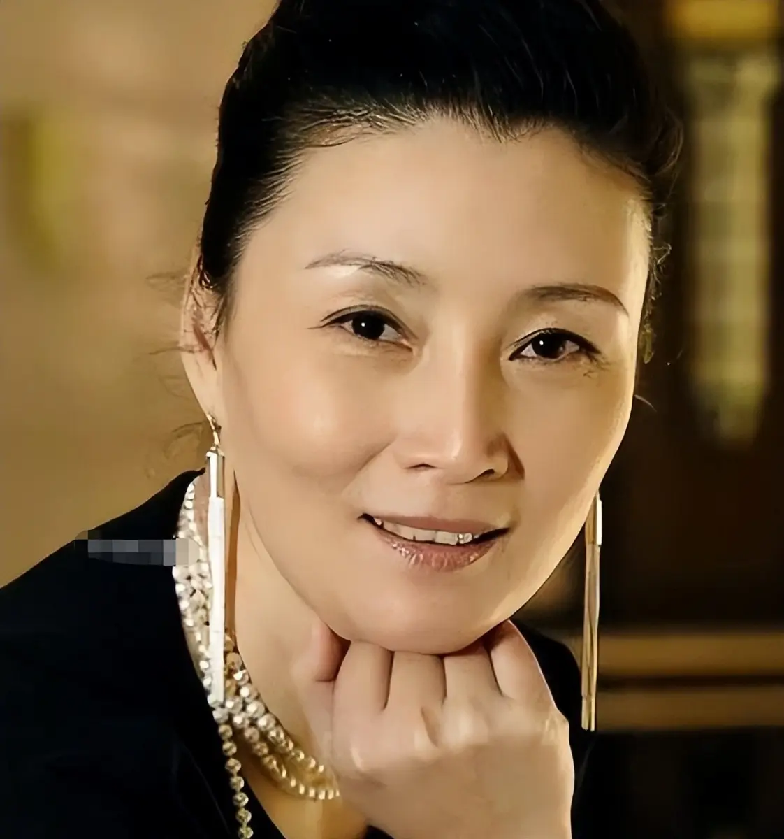 看22集《大生意人》，发现有的演员过气不是没原因，根本带不动！