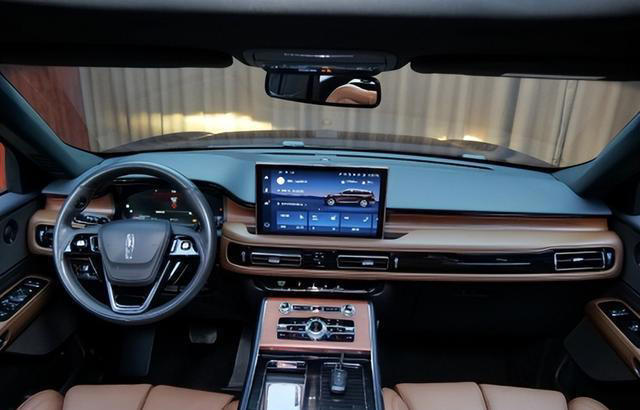 重塑格局 大型豪华SUV的价值新标杆