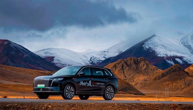 四极试炼+超长续航！红旗HS6 PHEV大五座SUV优选