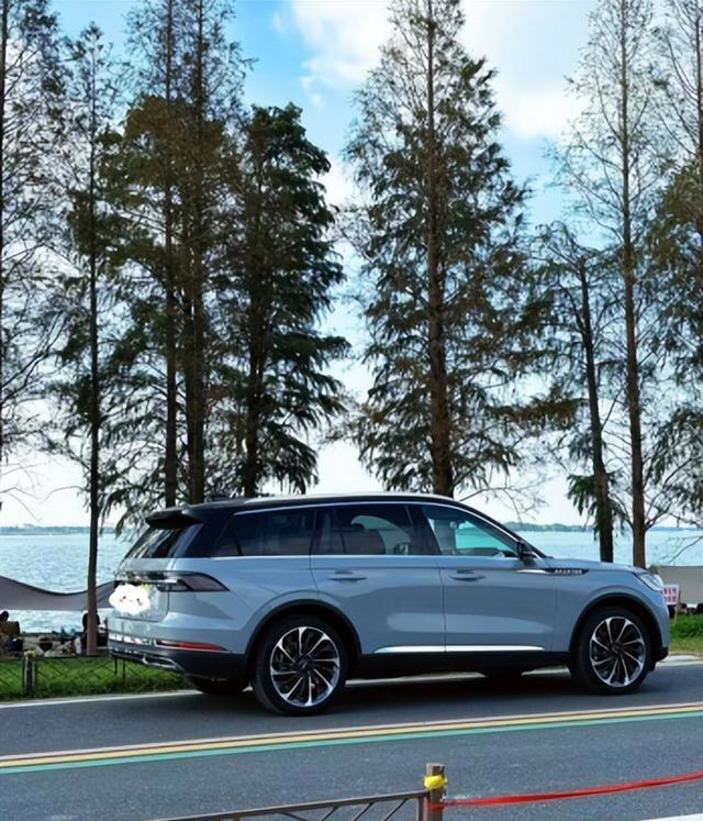 重塑格局 大型豪华SUV的价值新标杆