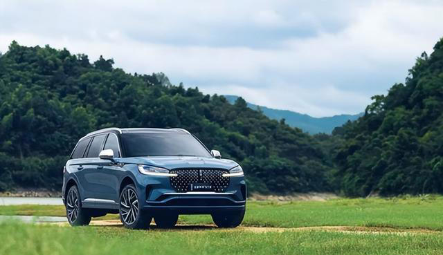 重塑格局 大型豪华SUV的价值新标杆