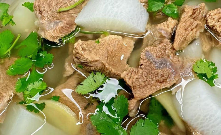 天冷了，建议大家：多吃这八道菜，保暖身子增强免疫，健康过寒冬