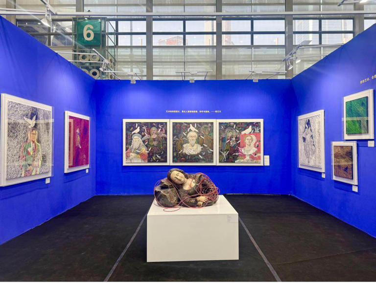 “新文艺复兴：周艺文个展”在深圳艺博会受到藏家青睐