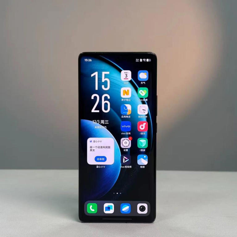 游戏拍照双霸！半价抢 vivo 100 ，享旗舰体验