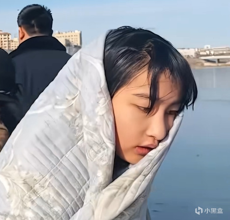 暖心！学校为爬冰救人女孩申报见义勇为，被救男童家长送酬金被拒