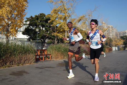 2025高校百英里接力赛总决赛在上海鸣枪起跑