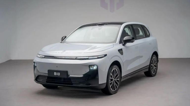 四大国产车集体推送车位到车位，新势力智驾护城河还有多少？