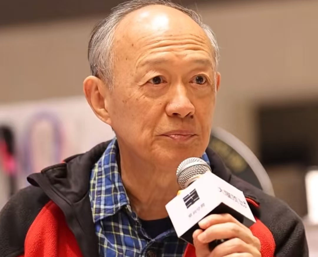 金士杰：曾为角色熬通宵，近60岁得龙凤胎后，说“陪娃长大比演戏更重要”