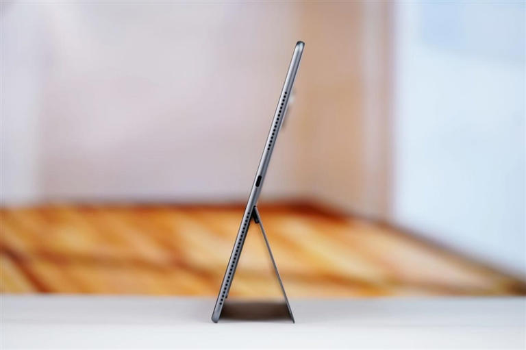 从形态到性能的全面革新！HUAWEI MatePad Edge鸿蒙二合一平板电脑评测