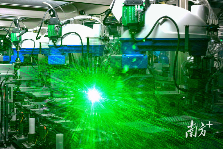 光学镜头。占有兵供图