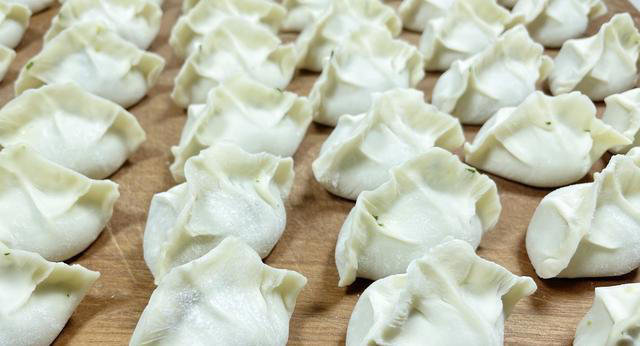 冬天包饺子，韭菜、白菜靠边站！这3种菜馅，鲜香营养，好吃不腻