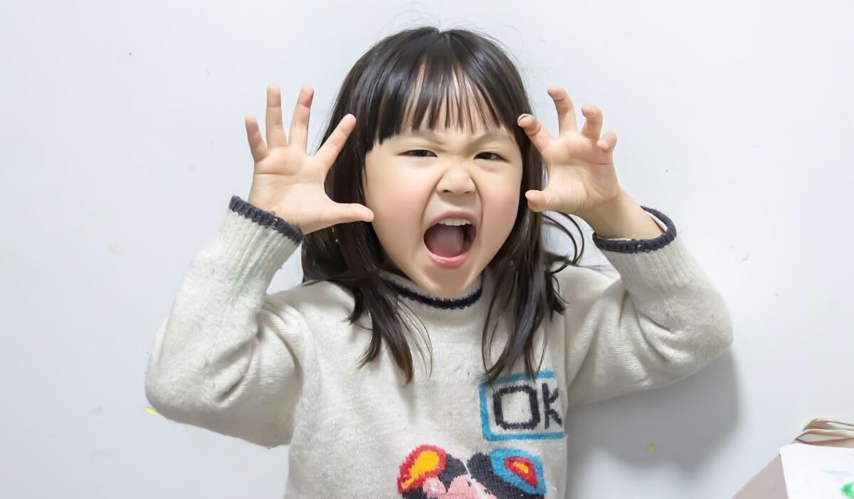 当孩子对我说“我会乖的”，我却红了眼睛