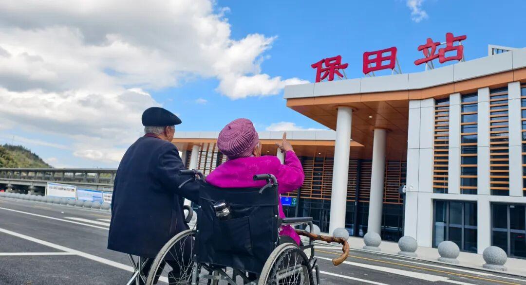 盘州彻底融入全省“1至2小时高铁经济圈”！