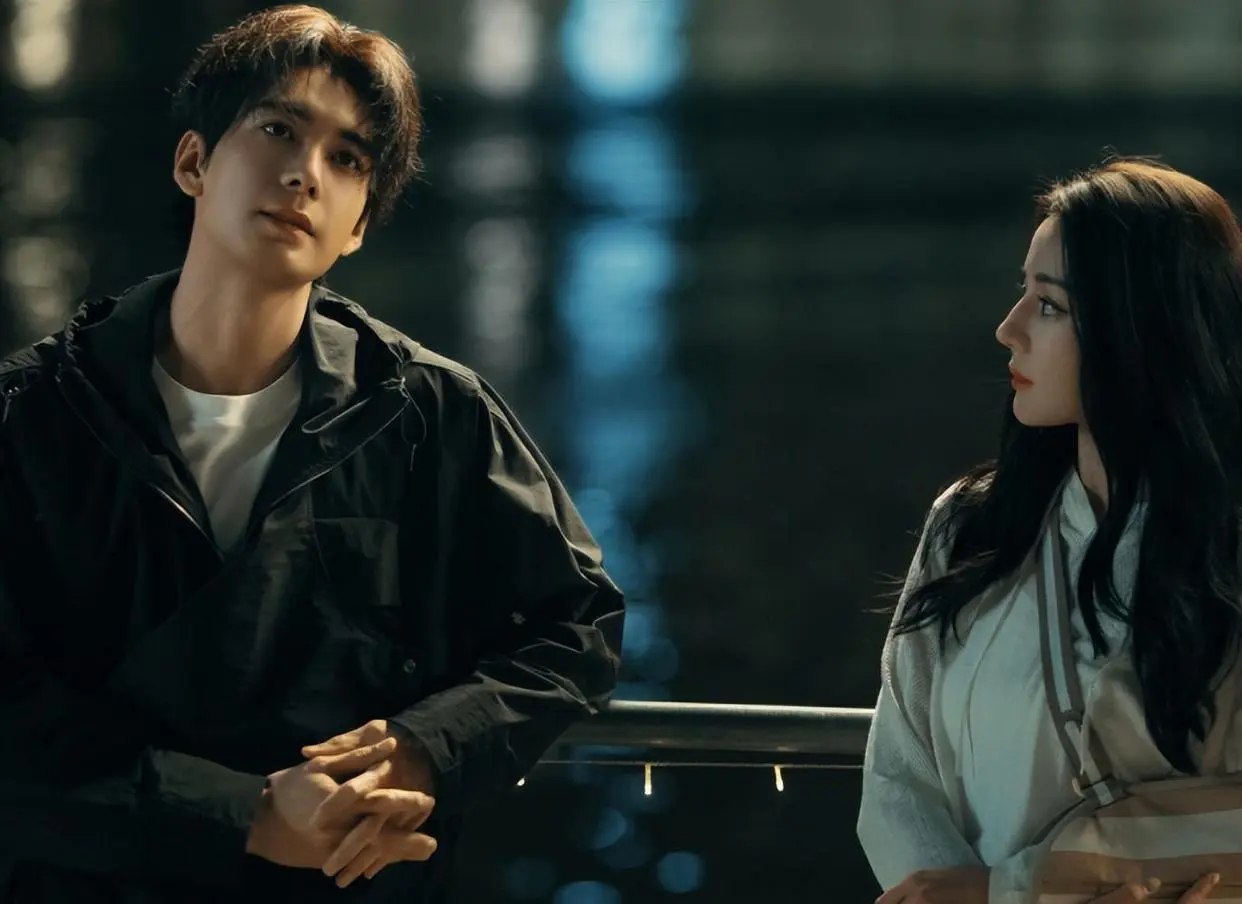 《枭起青壤》播出，显露迪丽热巴“最严重的难题”，应向杨紫学习