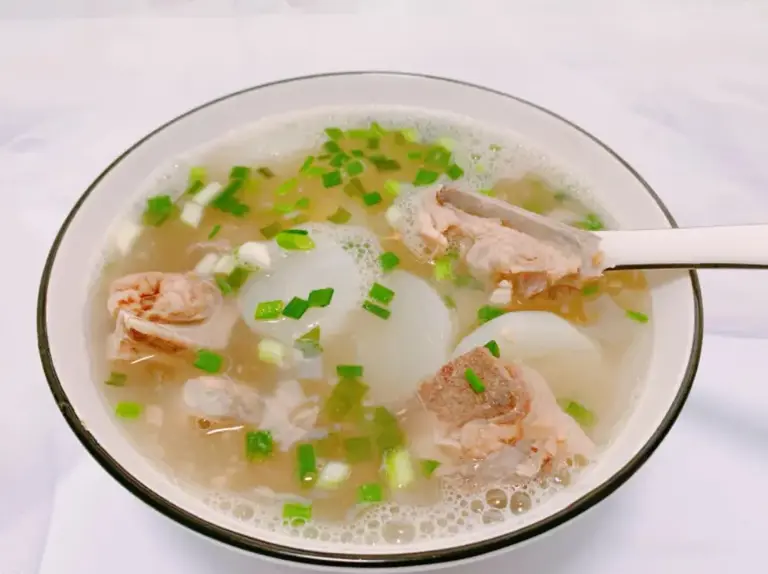 进入寒冬，这四种蔬菜要常吃，缓解咳嗽，提高免疫力