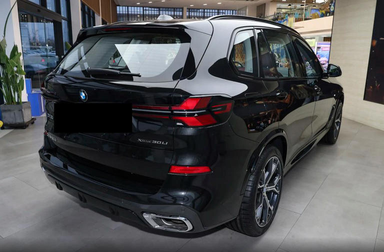 2026款宝马X5兼容性高，产品矩阵精简