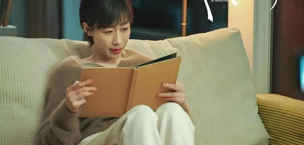 破防了！罗晋任素汐新剧撕开中产伪装：朋友圈贵妇，现实中代购！