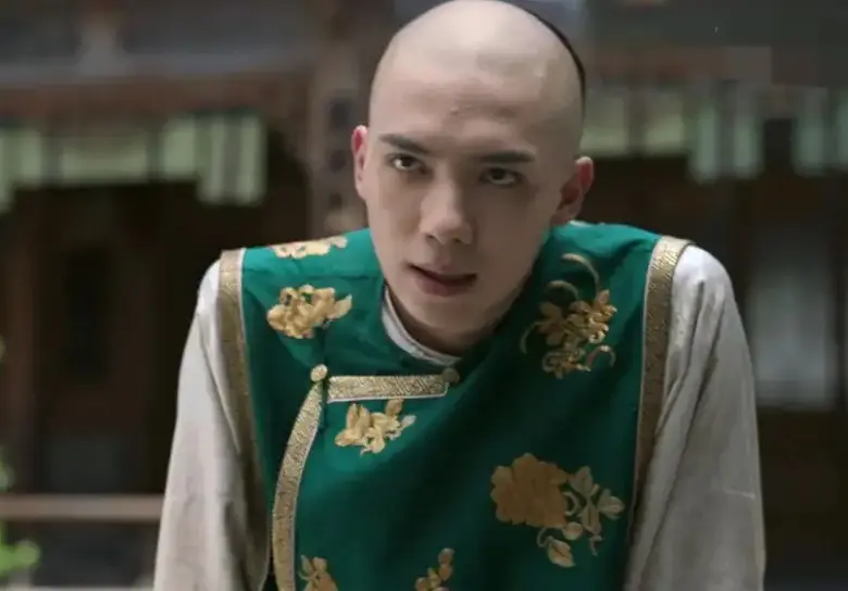 《大生意人》直到古胡氏识破李万堂身份是古皖章，才懂李钦多委屈