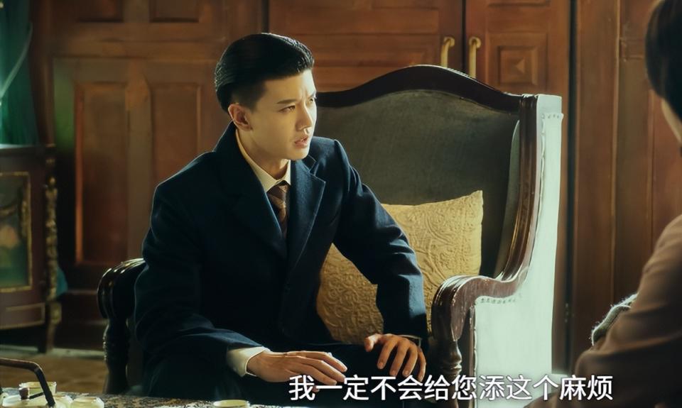 《风与潮》首播收视破2.3!《新闻联播》强推，央视这回又押对了宝