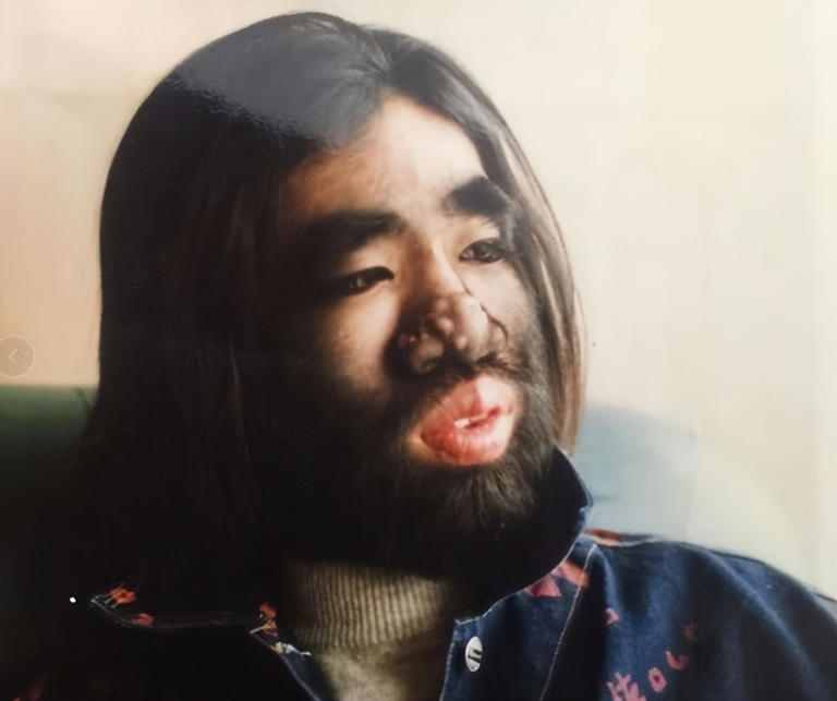 毛孩于震寰42岁娶娇妻，不顾反对冒险生娃，儿子长相帅气出人意料