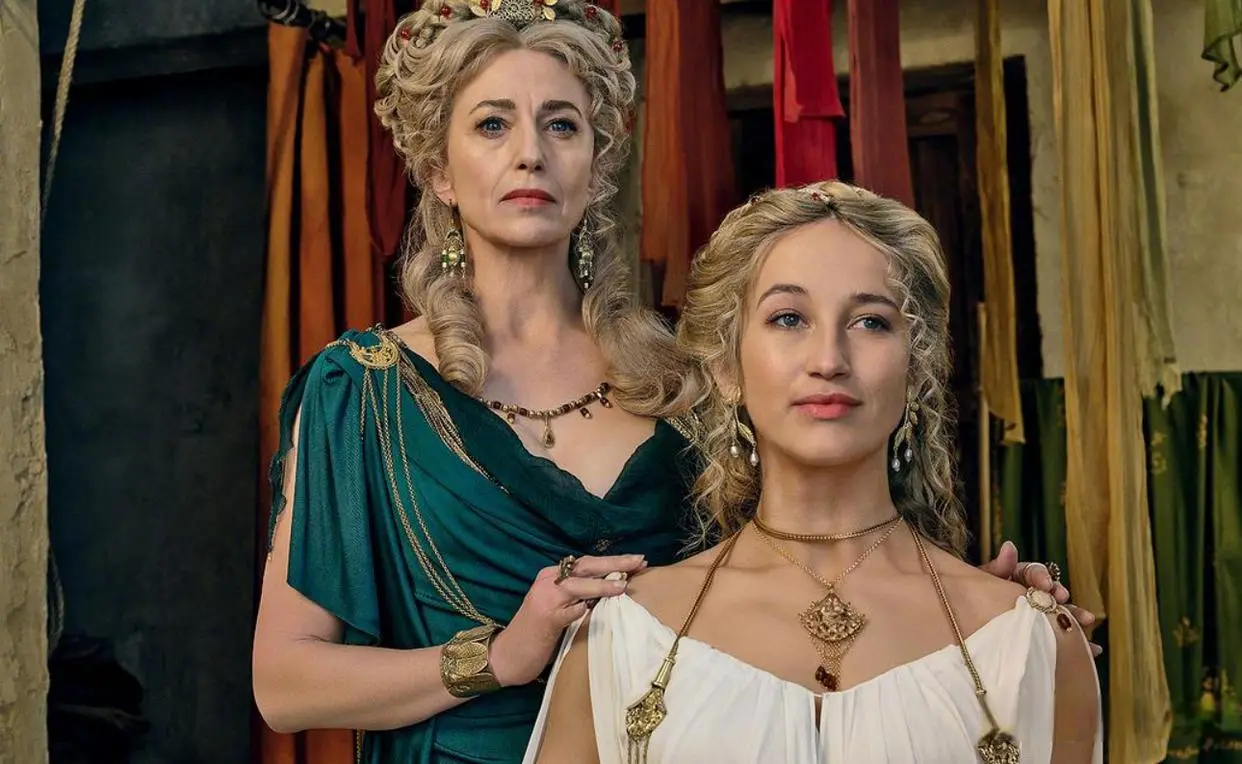 尺度依旧大胆，这部史诗级美剧又杀回来了