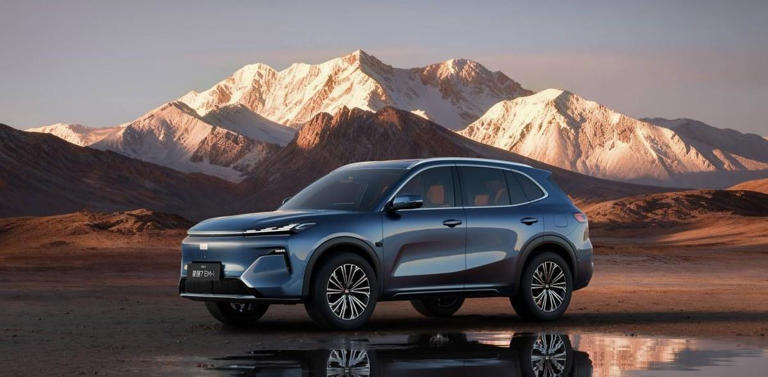 2026款吉利银河星舰7 EM-i让长途出行不再焦虑！续航达1575km