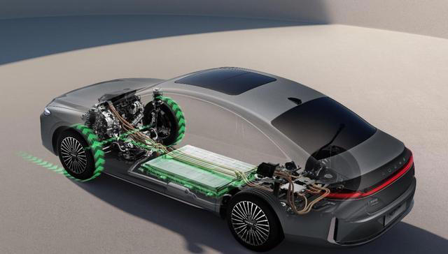 让世界评委一致投票的中国混动系统，竟然来自一台10万级家轿？