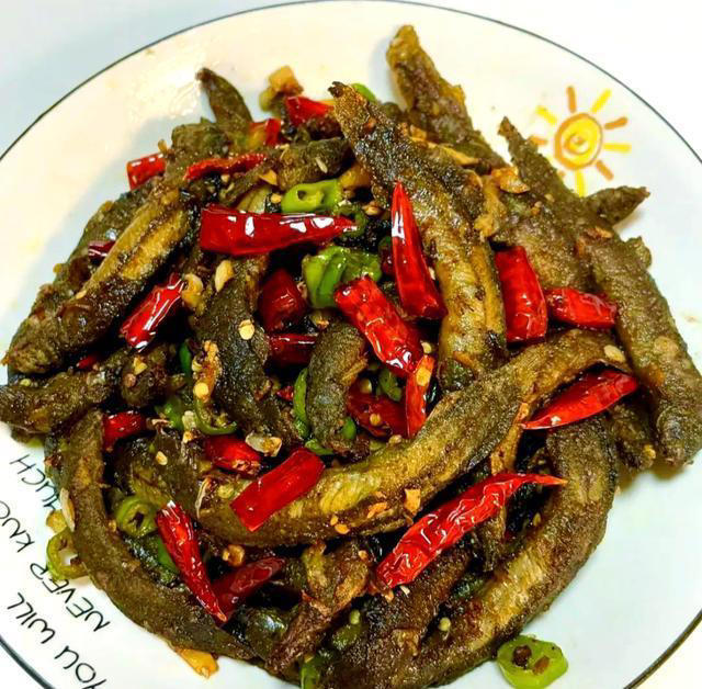 冬天手脚冰凉，多吃这八道家常菜，热乎乎从脚暖到头，温暖过冬